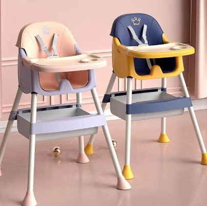 Crown or Doodle Design Adjustable High Chair with Wheels Dining Chair Baby Booster with Tray