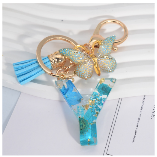 Sweet Blue Daisy A-Z Letter Keychains Fashion Butterfly 26 Resin Keyrings With Tassel Car Key Holder Accessories Pendant Gifts Y