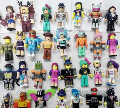 1pc Random Roblox Virtual World Anime Action Figures Toys Kids Collection Doll Cartoon Robot Building Block with Accessories