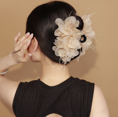 Summer Black Fabric Flower Feather Big Hair Clips for Women Fashion Hair Claw Clip Accessories for Girls Hairpin Head Dress