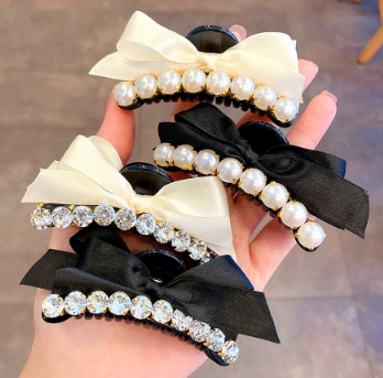 Korean Pearl Rhinestone Hair Claw Clip Girl Bow Crystal Ponytail Barrettes Hair Clip Women Hair Accessories