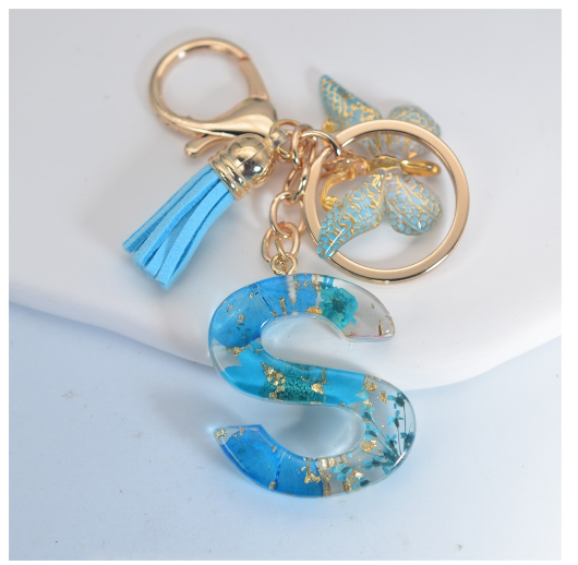 Sweet Blue Daisy A-Z Letter Keychains Fashion Butterfly 26 Resin Keyrings With Tassel Car Key Holder Accessories Pendant Gifts S