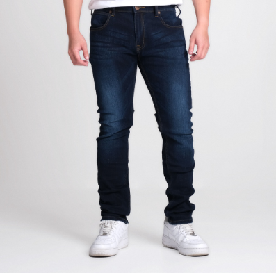 Wrangler Men's Jeans in Larston Slim Tapered Fit