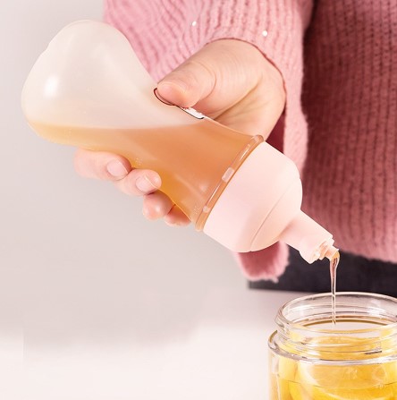 350ml Squeeze Salad Ketchup Bottle 5 Holes Squeeze Dispenser Plastic Sauce Squeeze Bottle