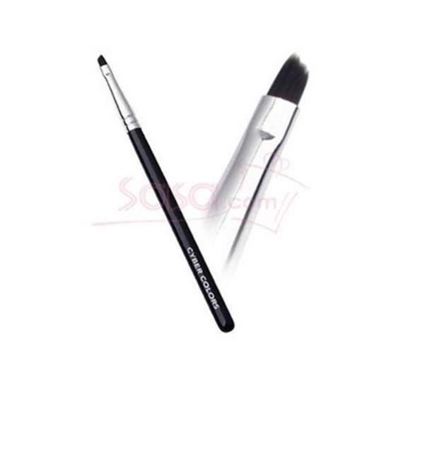 Cyber Colors Slant Eyeliner Brush