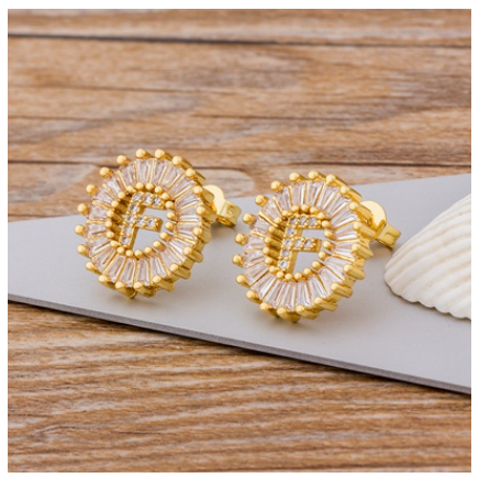 26 Initial Letter Earrings for Women Hypoallergenic Accessories Cute Alphabet AAA CZ Gold Stud Hikaw Jewelry F