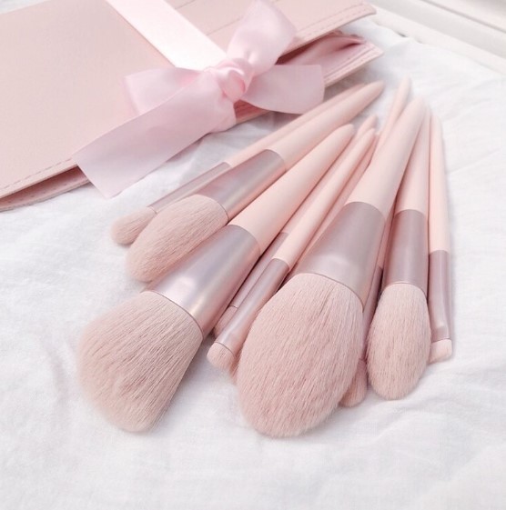 Maange Make Up Brush Set Beginner Loose Powder Blush Brush with Brush Pack 11 Pcs