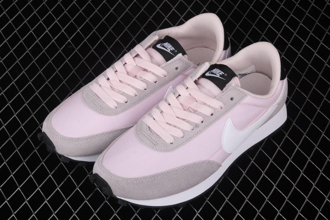 Nike waffles jogging shoes