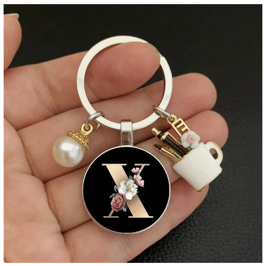 Fashion 26 Letter Keychains Imitation Pearl Rose Round Initials Keyrings Cup Pendant Car Keyholder Bag Ornaments Accessories X