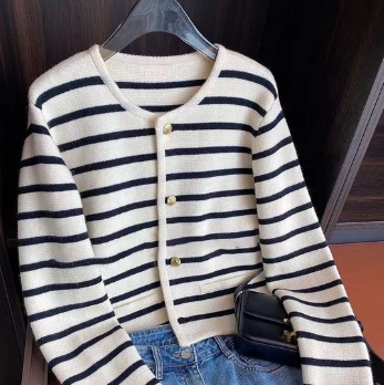 Sweater Contrast Color Cardigan Coat for Women Striped Knitted Cardigan French Style Outerwear