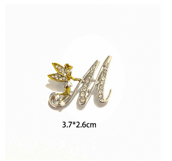 Luxury Crystal Angel Letter Brooch Women Men Rhinestones A To Z Elf Initials Collar Pins Party Gifts Jewelry M