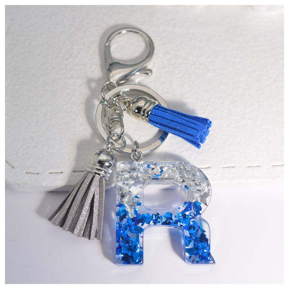 Exquisite 26 Initials A to Z Sea Glacier Resin Keychain Sequin Filling Keyring Blue Gray Tassel Pendant Handbag Accessories Gift R