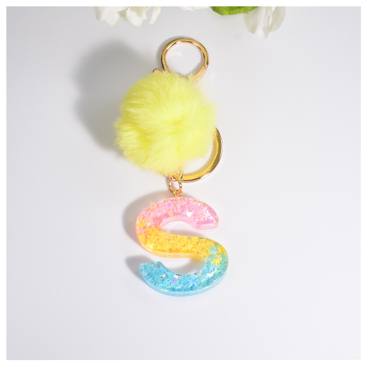 Fashion A-Z 26 Letters Iridescent Keychains Star Sequins Filling Resin Keyrings Women Bag Ornaments Exquisite Key Holder Charms S