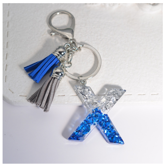 Exquisite 26 Initials A to Z Sea Glacier Resin Keychain Sequin Filling Keyring Blue Gray Tassel Pendant Handbag Accessories Gift X