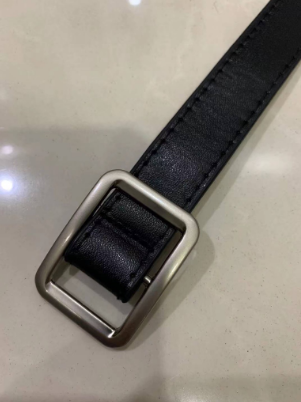 Womens belt adjustable with no holes square buckle