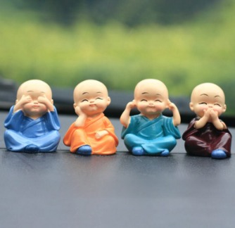 4pcs/set Little Monk Figurines Car Decoration Crafts Home Decor Kungfu Monks Figure Car Ornament Buddha Boy Accessories