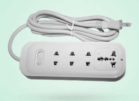 Omni Extension Cord Set With Universal Outlet And Switch 2 Meters - Wer-103-Pk