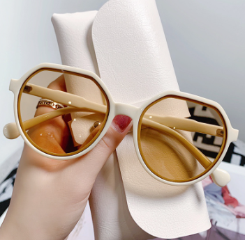 Aesthetic Shades Sunglasses UV400 For women/Men Eyeglasses Colour