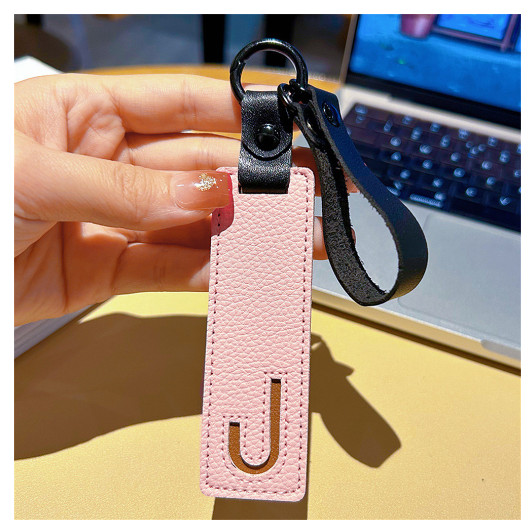 Creative PU Leather Letter Keychains Fashion Colorful Square Alphabet Keyrings Car Key Holder Accessories Bag Ornament Gifts J
