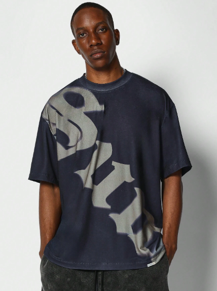 SUMWON Tee With Gothic Logo Graphic