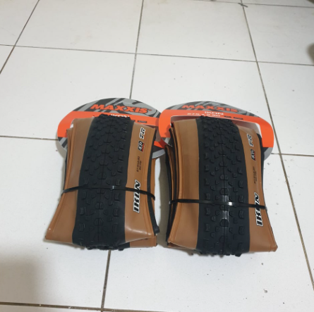 Maxxis tire Ikon Tan wall EXO PROTECTION Tubeless Ready folding for MTB or Mountain bike