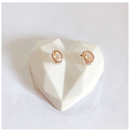 Fashion Jewelry Bangkok Rose Rold Plated Pearl Letter Stud Earrings Hikaw for Women O