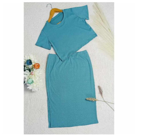 Maternity Knitted Top and Skirt with Slit MC15