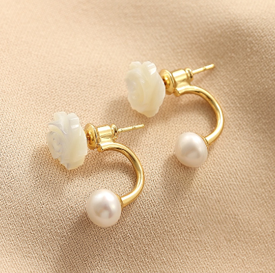 Freshwater pearl earrings new fashion personality sweet camellia earrings