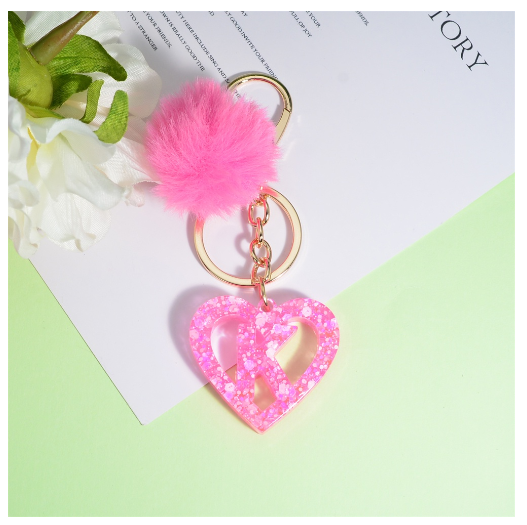 Pink Heart A-Z 26 Initials Keychain With Furball Fashion Letter Resin Keyring For Women Bag Ornaments Car Key Accessories Gifts K