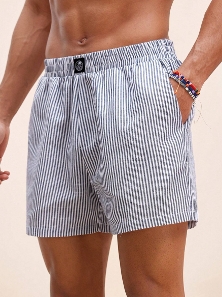 Manfinity VCAY 1pc Father's Day Men's Beachwear Set, Woven Casual Hawaiian Striped Shorts For Summer Vacation And Surfing At The Beach