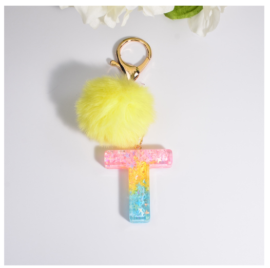 Fashion A-Z 26 Letters Iridescent Keychains Star Sequins Filling Resin Keyrings Women Bag Ornaments Exquisite Key Holder Charms T