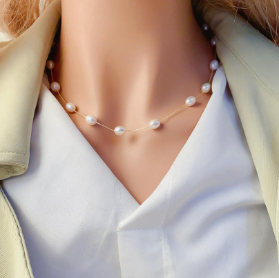 Simple natural freshwater pearl necklace for women