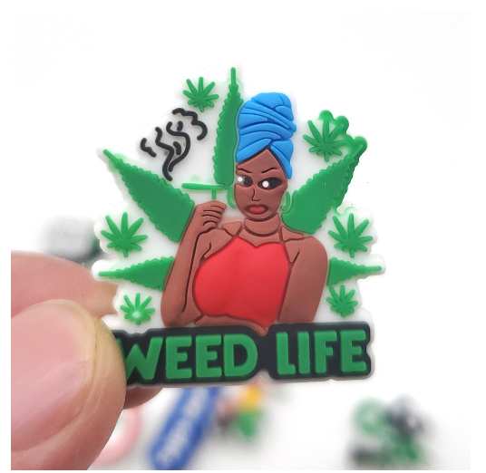 Cute Leaf Cannabis Series Croc Design Pins Jibits Charm Croc Jibbits Green Weed Shoe Charms for Women Shoes Accessories Decoration W3