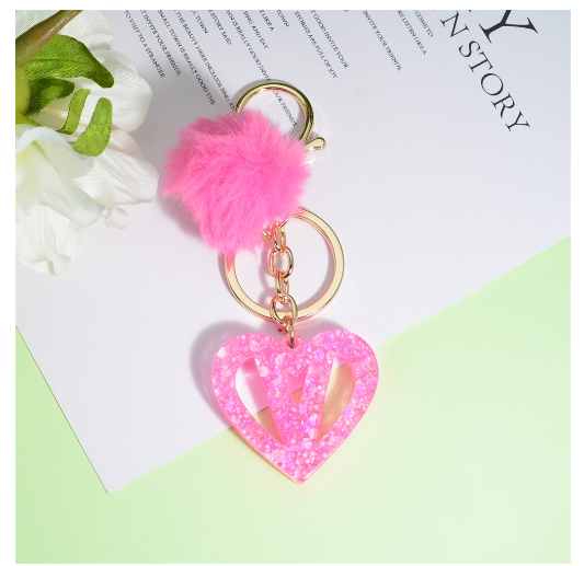 Pink Heart A-Z 26 Initials Keychain With Furball Fashion Letter Resin Keyring For Women Bag Ornaments Car Key Accessories Gifts V
