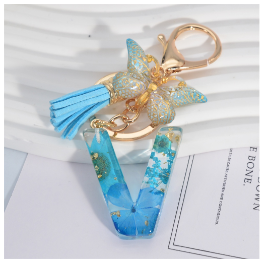 Sweet Blue Daisy A-Z Letter Keychains Fashion Butterfly 26 Resin Keyrings With Tassel Car Key Holder Accessories Pendant Gifts V