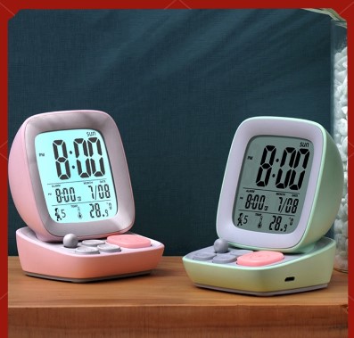 LCD Digital Electronic Alarm Clock Retro Small Computer Charging Alarm Clock for Students