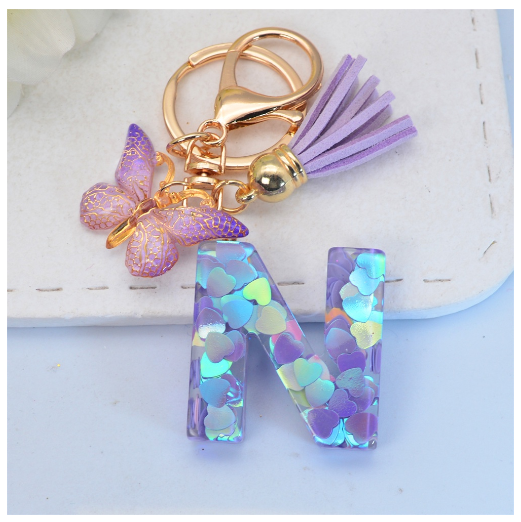 Sparkling 26 Letter Keychain With Butterfly Pendant Exquisite Heart Sequin Filled A-Z Initials Keyrings Bag Pendant Charms Gifts N