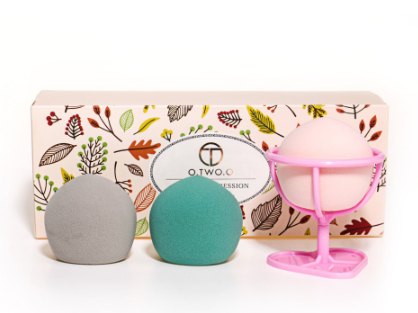 O.TWO.O Beauty Sponge Makeup Blending Egg Set a Pack of 3pcs with Holder