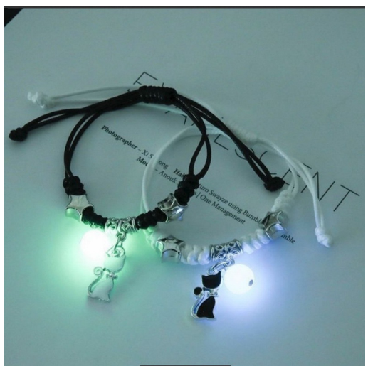 2Pcs Glow in the Dark Luminous Bracelet For Women Adjustable Fashion Women Men Couple Bracelet Best Friends Bracelets B22