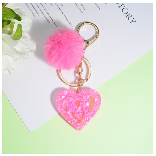 Pink Heart A-Z 26 Initials Keychain With Furball Fashion Letter Resin Keyring For Women Bag Ornaments Car Key Accessories Gifts M