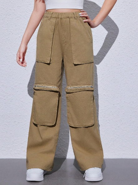 Teen Girl Y2K Street Style Cool Khaki Color Fully Elastic Wide Waistband Loose Fit 3D Big Pocket Straight Leg Workwear Jeans