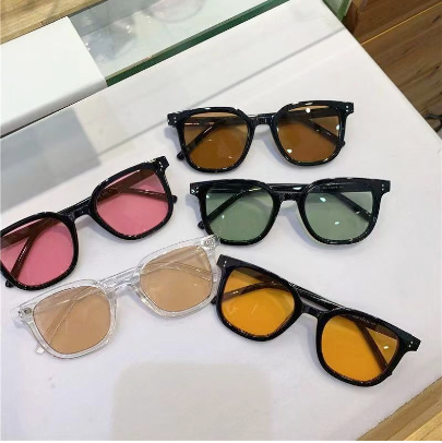 Unisex Trendy UV Protection Brown Lens Sunglasses for Men Ins Fashion Black Square Frame Eyeglasses Women Eyewear Shades for Men