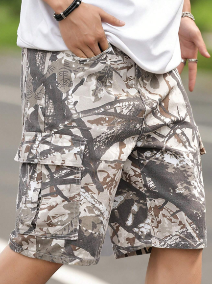 Manfinity EMRG Men's Spring/Summer Casual Tree Branch Printed Utility Denim Shorts