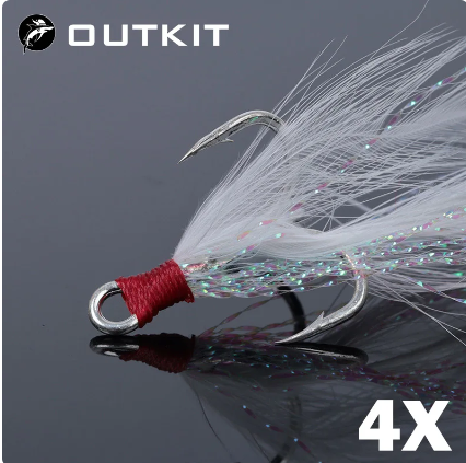 OUTKIT 10pcs Lure Treble Hooks 4X Strength With Feather Tackle Fishing Hook Stronger Carbon Steel Barbed Fishhooks Pesca