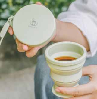 Heat Resistant Folding Drinking Cup Mug Portable Water Cups Rubber Travel Camping Soft Silicone