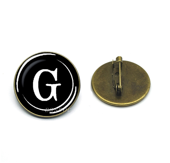 New 2023  Vintage Bronze Color Lapel Pin Letters A To Z Brooches Fashion Initial Letter Brooch Pins Suit Badges Women Men G