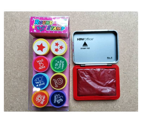 8pcs/Set Round Teacher Stamp with Stamp Pad Red