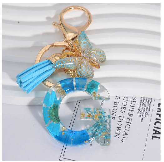 Sweet Blue Daisy A-Z Letter Keychains Fashion Butterfly 26 Resin Keyrings With Tassel Car Key Holder Accessories Pendant Gifts G