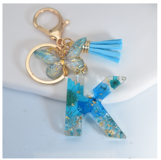 Sweet Blue Daisy A-Z Letter Keychains Fashion Butterfly 26 Resin Keyrings With Tassel Car Key Holder Accessories Pendant Gifts K