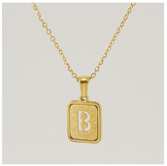 Fashionable 18K Stainless Steel Hollowed Out 26 Capital Letters Necklace for Womens Titanium Steel Letter Pendant Collarbone Chain B